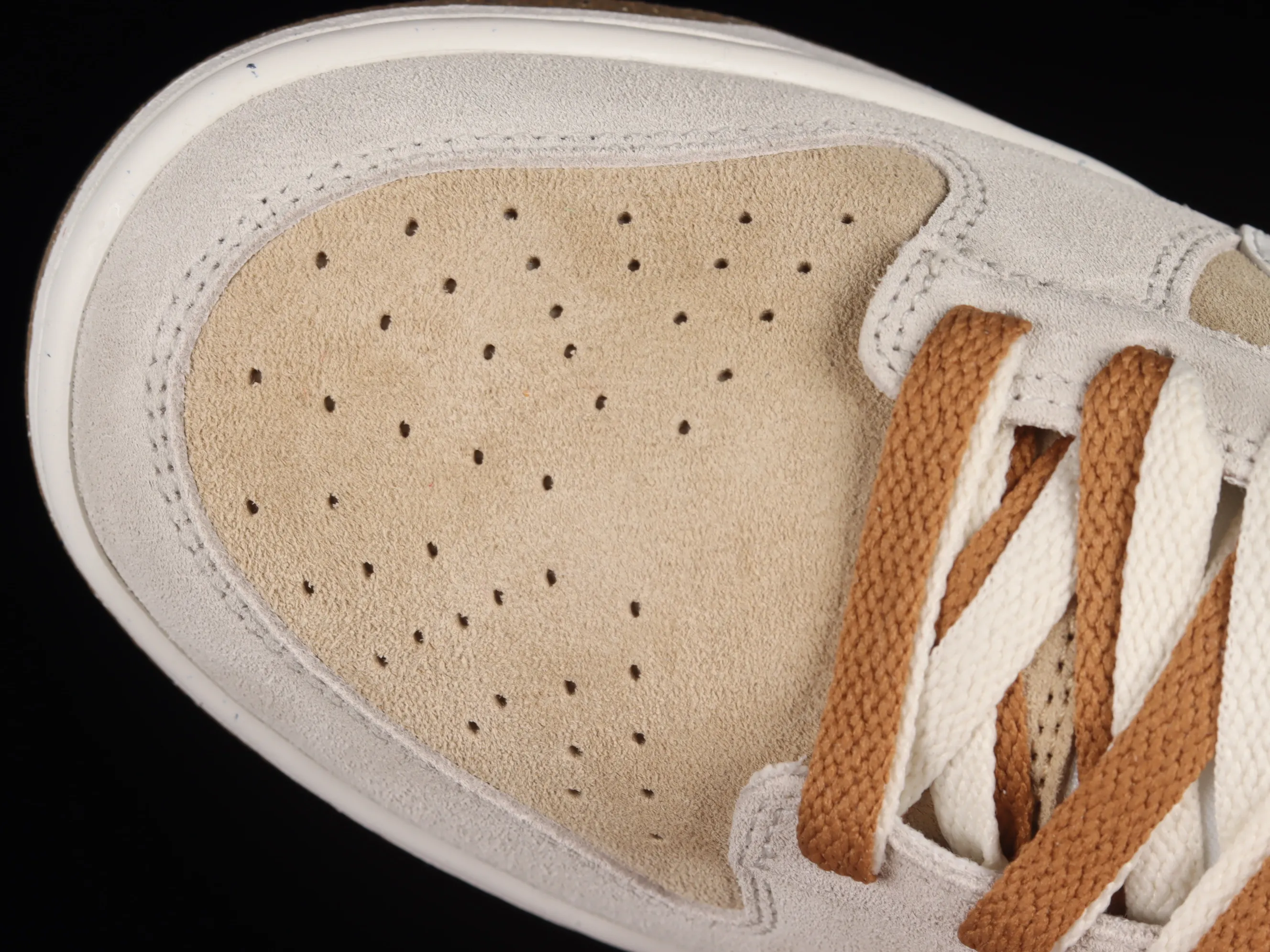 All categories Nk SB Dunk series Nk SB Dunk Low low-top sneakers Nk SB Dunk Low "85" white and brown double hook SB low-top sports and leisure sneakers DO9457-113
